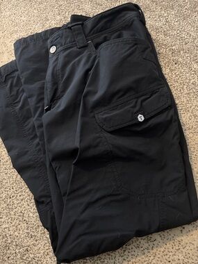 Men's Black Cargo Pants with Utility Pockets